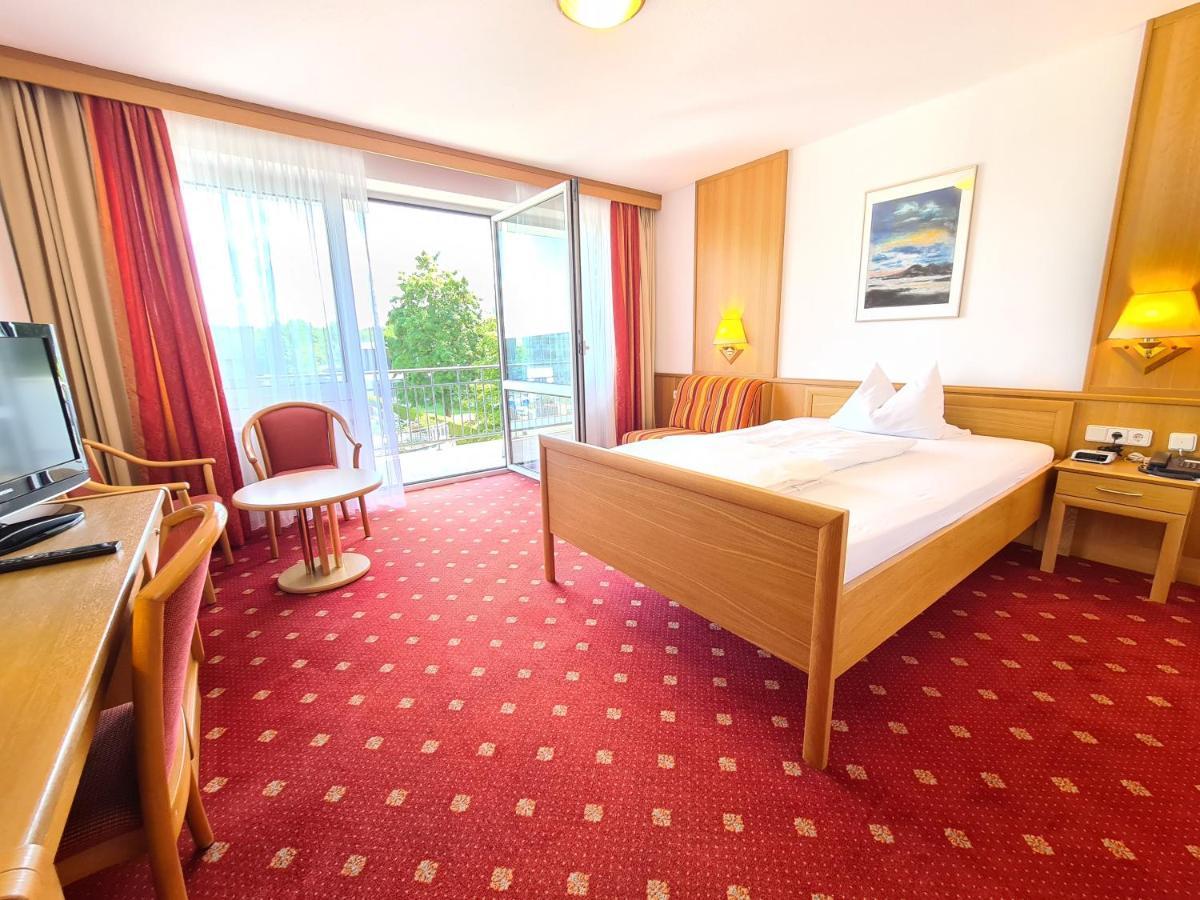 Thermenhotel Tannenhof - Ihr Wohlfuehl-Hotel Bad Füssing エクステリア 写真