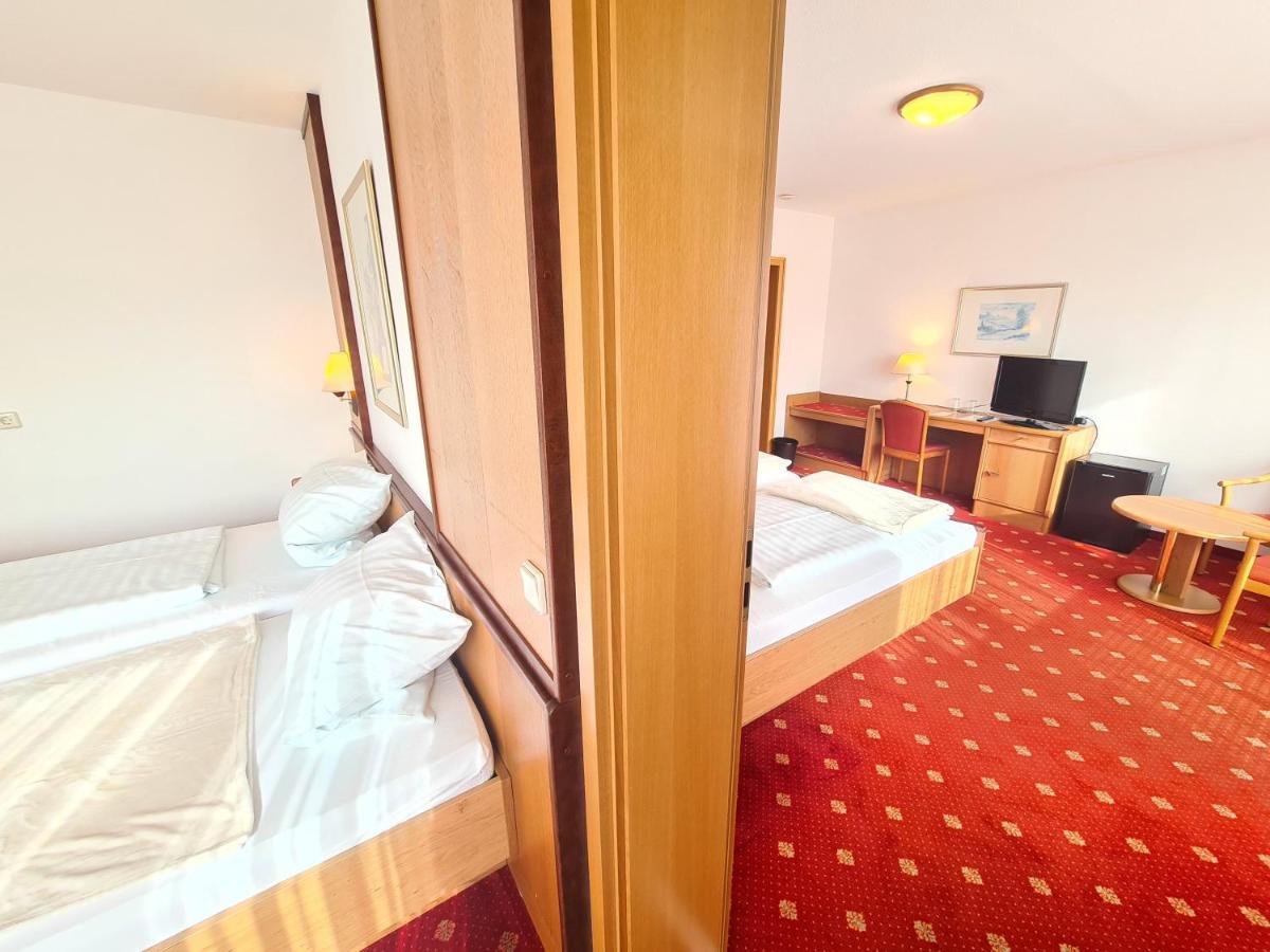 Thermenhotel Tannenhof - Ihr Wohlfuehl-Hotel Bad Füssing エクステリア 写真