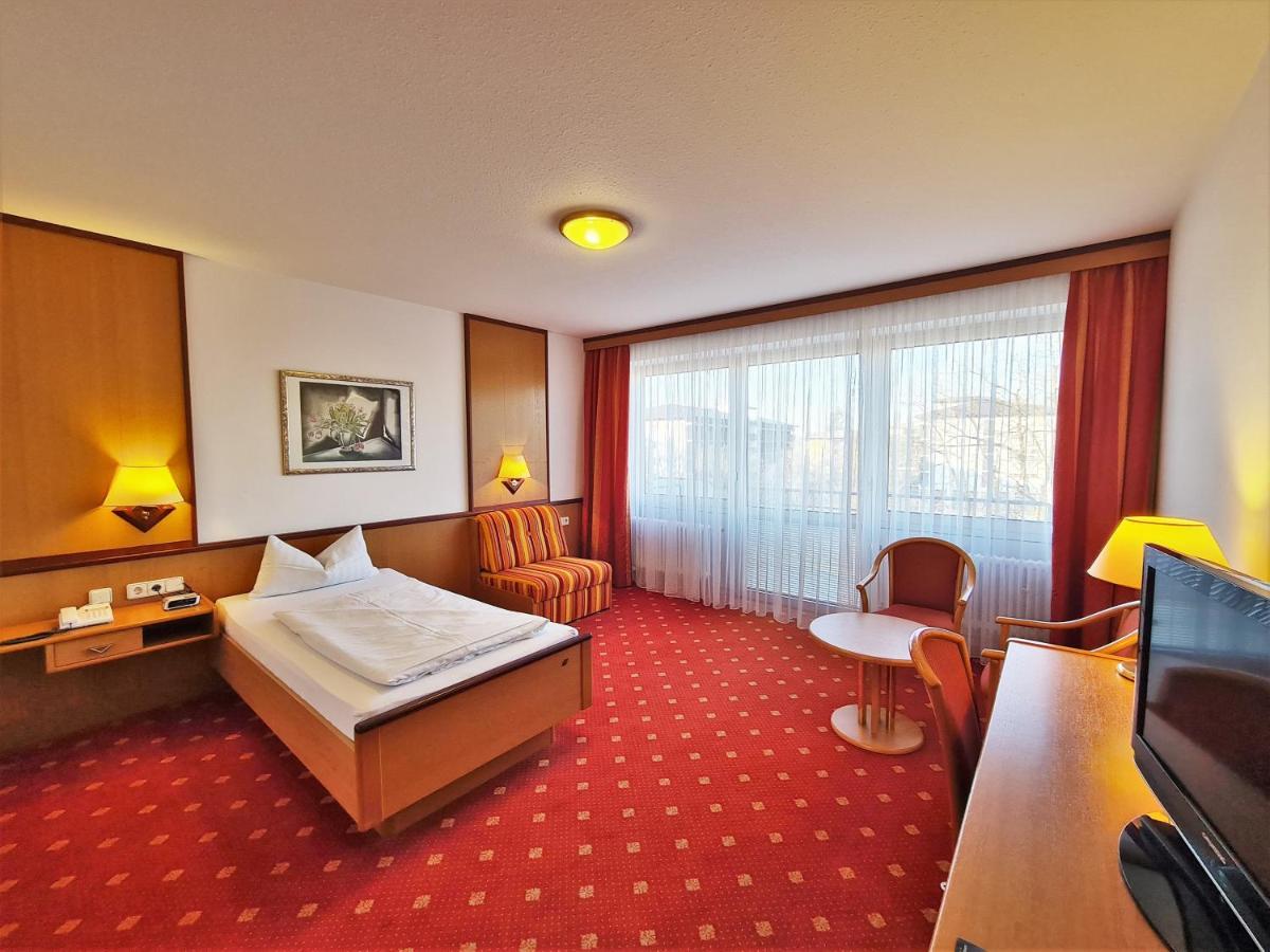 Thermenhotel Tannenhof - Ihr Wohlfuehl-Hotel Bad Füssing エクステリア 写真